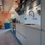 Oder 1-16 Personen Im Blauen Haus *