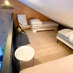 Oder 1-16 Personen Im Blauen Haus Albergue *
