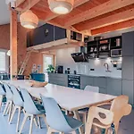 Oder 1-16 Personen Im Blauen Haus *