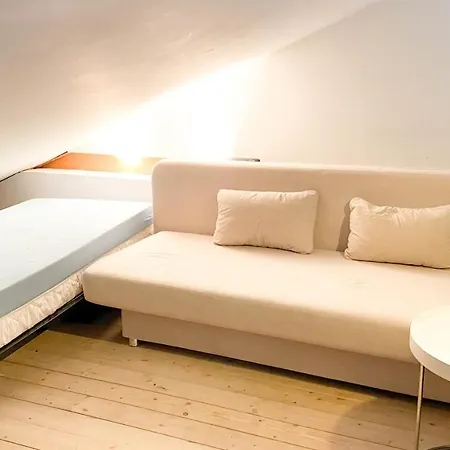 Oder 1-16 Personen Im Blauen Haus Hostel