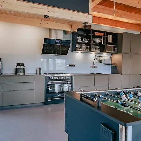 Oder 1-16 Personen Im Blauen Haus Фемарн