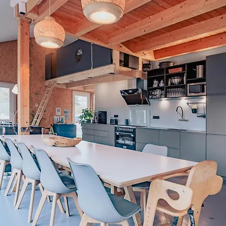 Oder 1-16 Personen Im Blauen Haus *