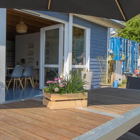 Oder 1-16 Personen Im Blauen Haus Хостел *