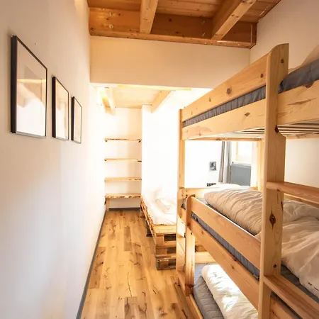 Хостел Oder 1-16 Personen Im Blauen Haus *