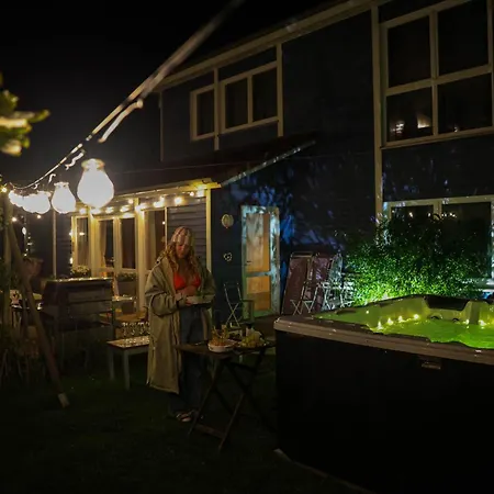 Oder 1-16 Personen Im Blauen Haus Hostel