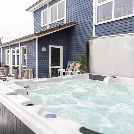 Hostel Oder 1-16 Personen Im Blauen Haus Fehmarn