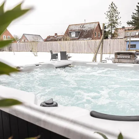 Hostel Oder 1-16 Personen Im Blauen Haus