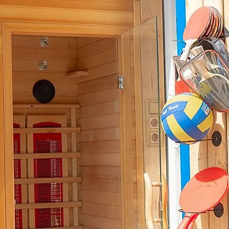 Oder 1-16 Personen Im Blauen Haus Hostel *