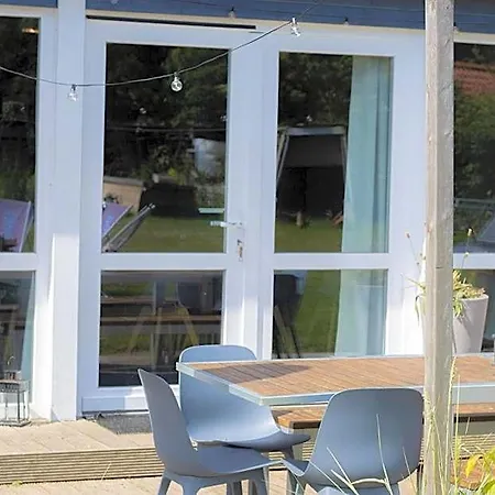 Oder 1-16 Personen Im Blauen Haus Hostel *