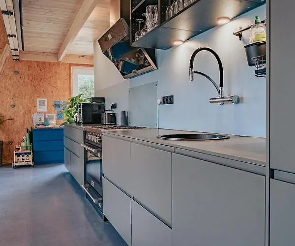 Oder 1-16 Personen Im Blauen Haus *