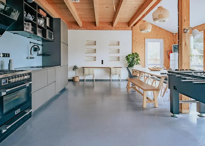 Oder 1-16 Personen Im Blauen Haus