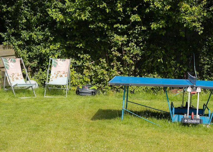 Oder 1-16 Personen Im Blauen Haus Hostel *