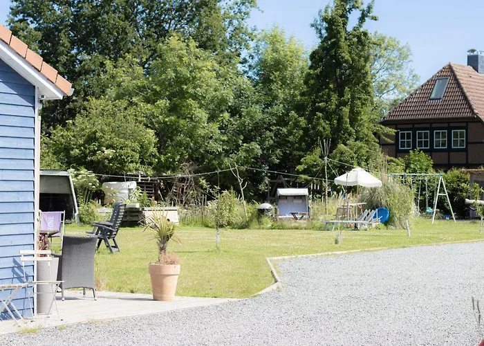 Oder 1-16 Personen Im Blauen Haus Hostel *